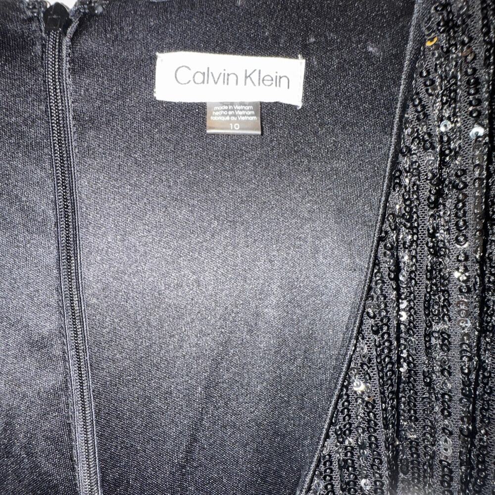 Calvin Klein Allover Sequin Faux Wrap Dress Tulip hem Size 10 - Picture 6 of 6